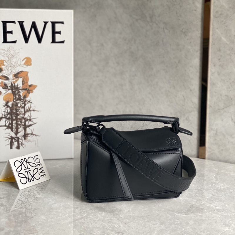 l*ew* handle bags